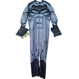 Rubie’s Deluxe Batman Muscle Costume – Kids Small (No Cape) – Superhero